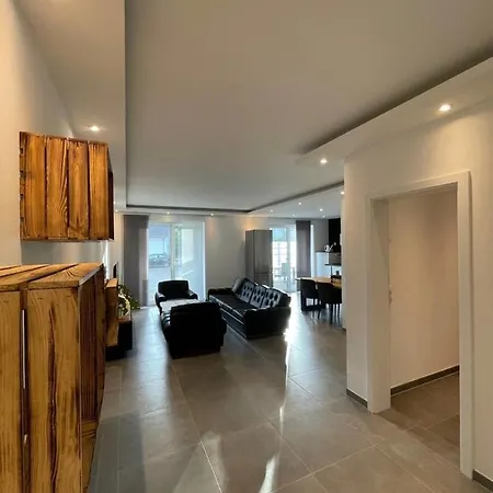 Apartamento Neuwertige Fewo Mit Terrasse In Der Krufter Idylle