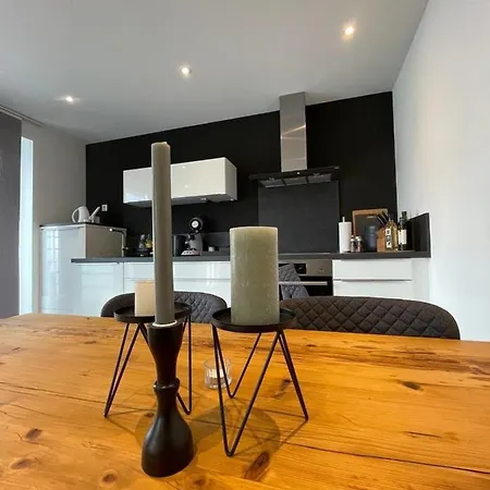 Neuwertige Fewo Mit Terrasse In Der Krufter Idylle Apartamento *